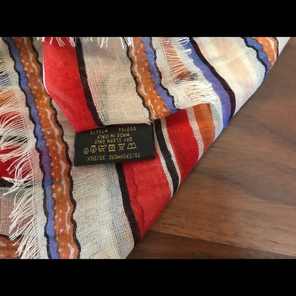 Louis Vuitton shawl - Picture 3 of 7